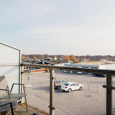 Hotell Hamnen Farjestaden Exterior photo
