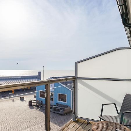 Hotell Hamnen Farjestaden Exterior photo