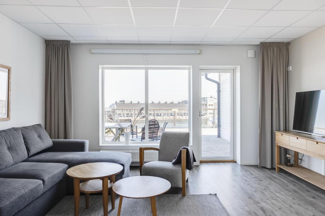 Hotell Hamnen Farjestaden Exterior photo