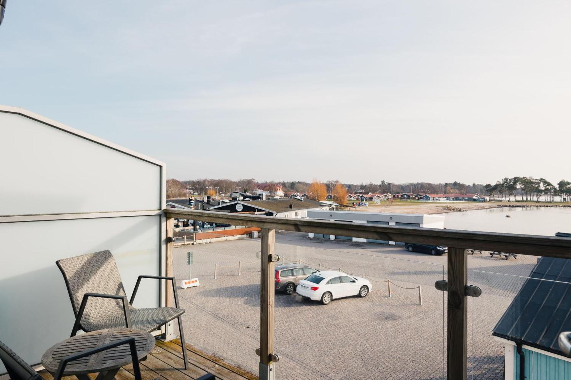Hotell Hamnen Farjestaden Exterior photo